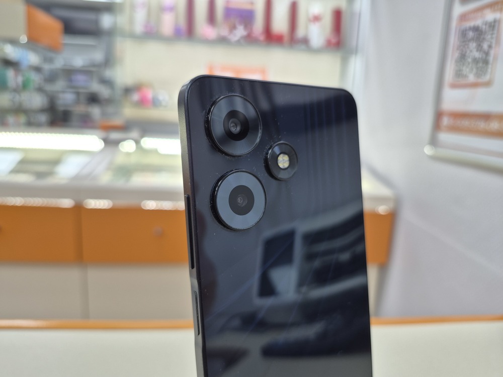 Смартфон Infinix Hot 30 8/128