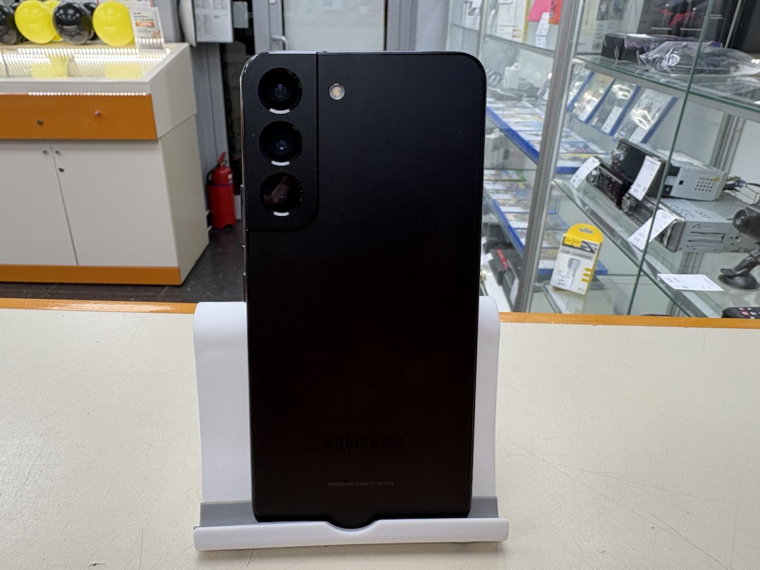 Смартфон Samsung Galaxy S22 8/256
