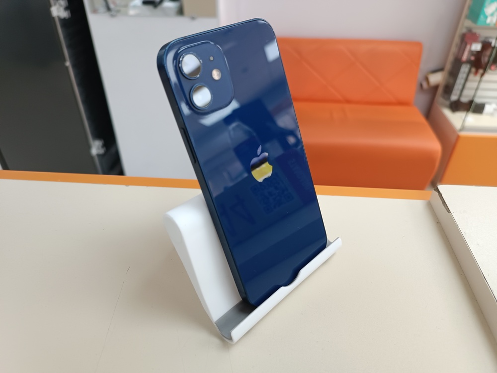 Смартфон Apple iPhone 12 128Gb