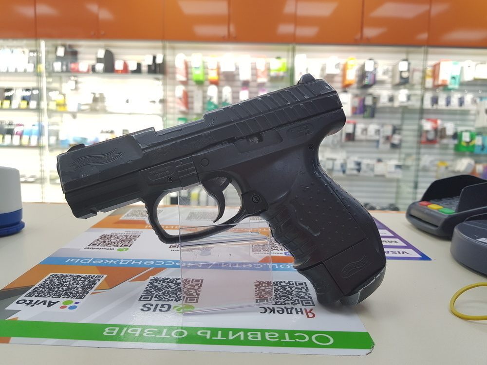 Пистолет пневматический Walther CP-99