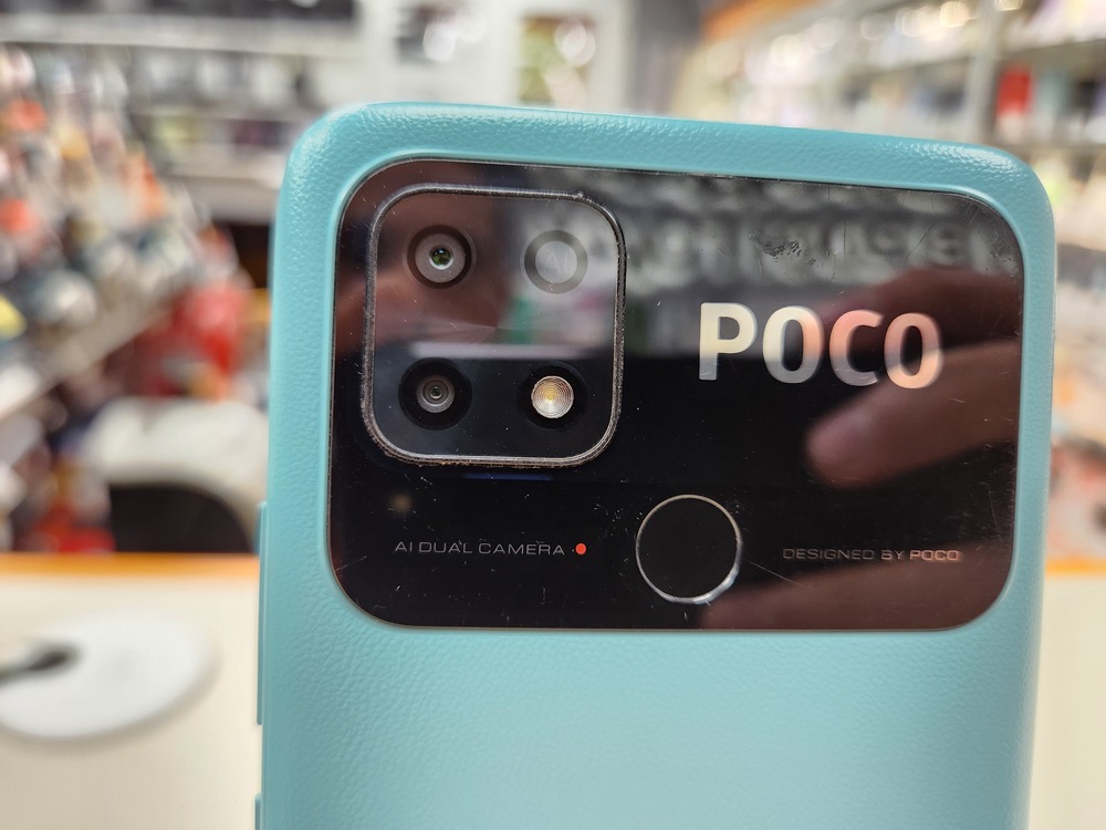 Смартфон Xiaomi Poco C40 4/64