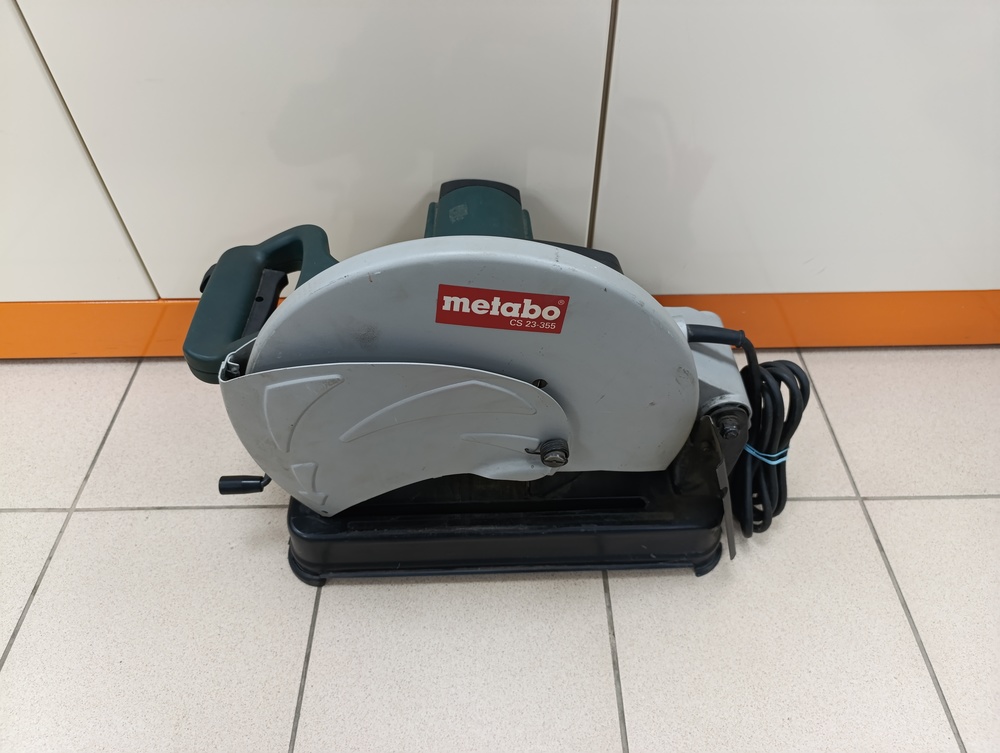 Торцовочная пила Metabo CS23-355