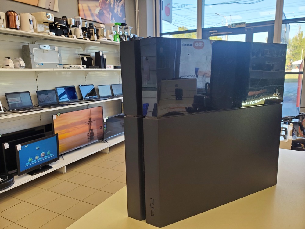 Игровая приставка PlayStation 4 FAT 500GB