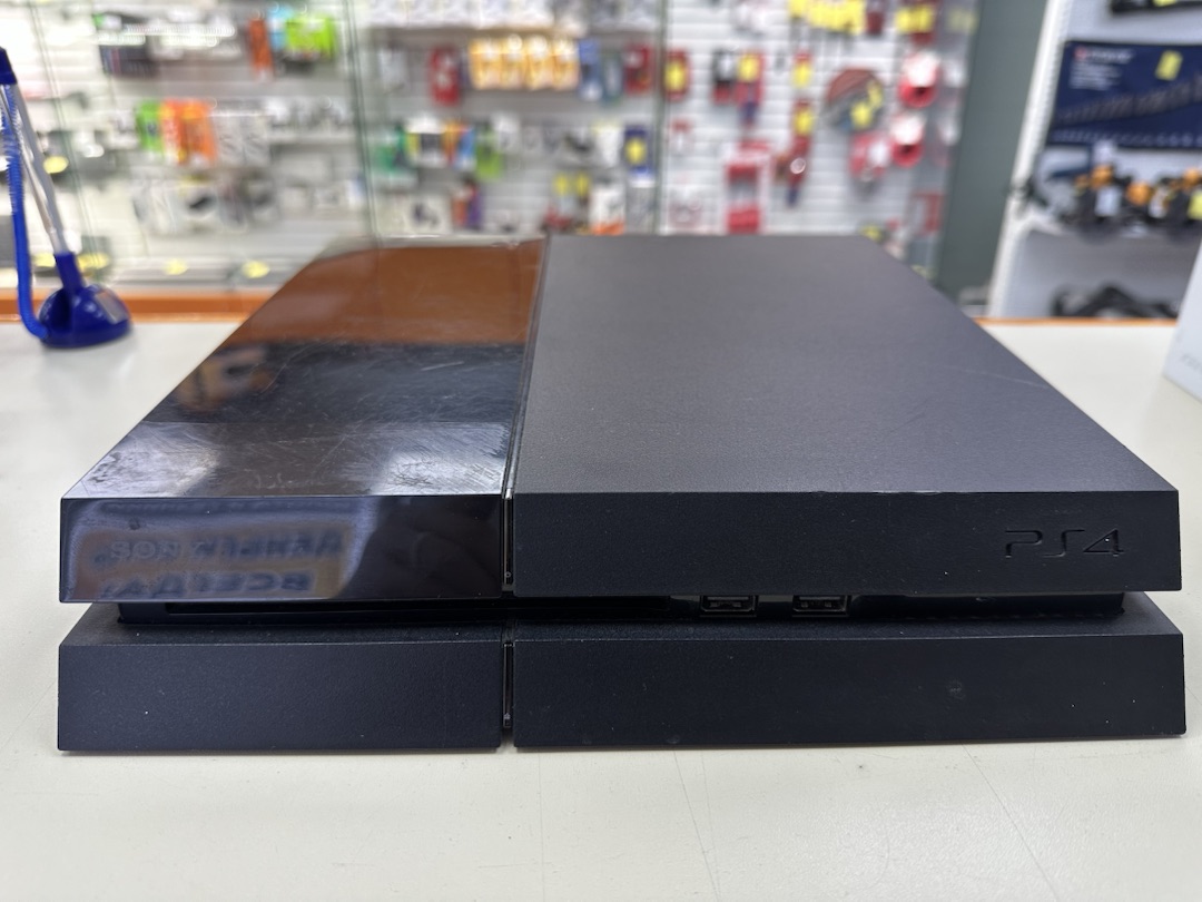 Игровая приставка PlayStation 4 FAT 500GB Игровая приставка PlayStation 4 FAT 500GB