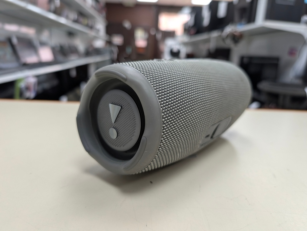 Портативная акустика JBL Charge 5