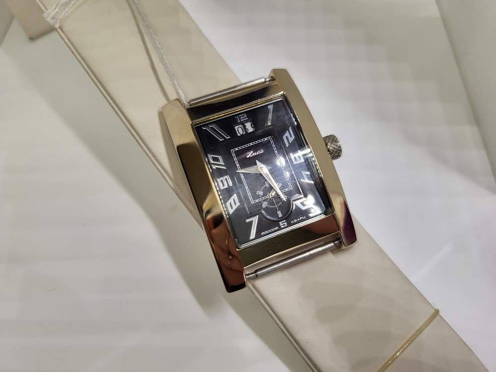 ЧАСЫ НИКА (Au 585)