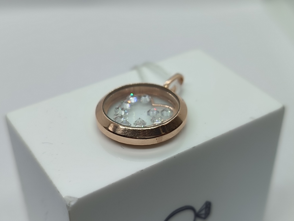 ПОДКМИ585 ПОДВЕСКА С КАМНЯМИ (Au 585)