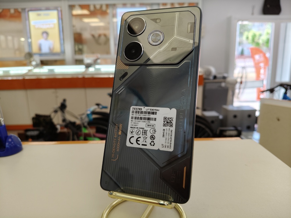 Смартфон Tecno Pova 6 8/256