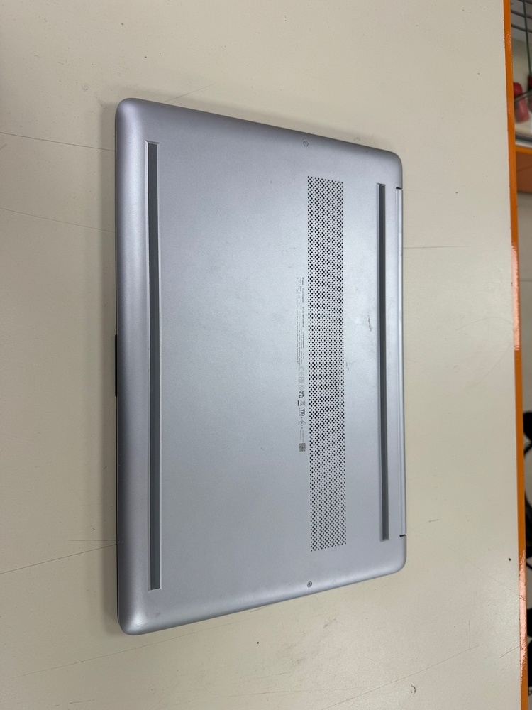 Ноутбук HP .; Ryzen 5-5500U, HD Graphics, 8 Гб, 500 Гб, Нет