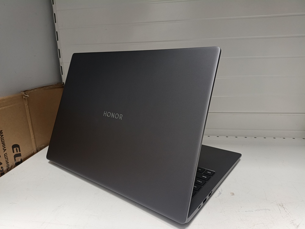 Ноутбук Honor MagicBook X16; I5-13420H, Intel UHD Graphics, 16 Гб, 512 GB, Нет