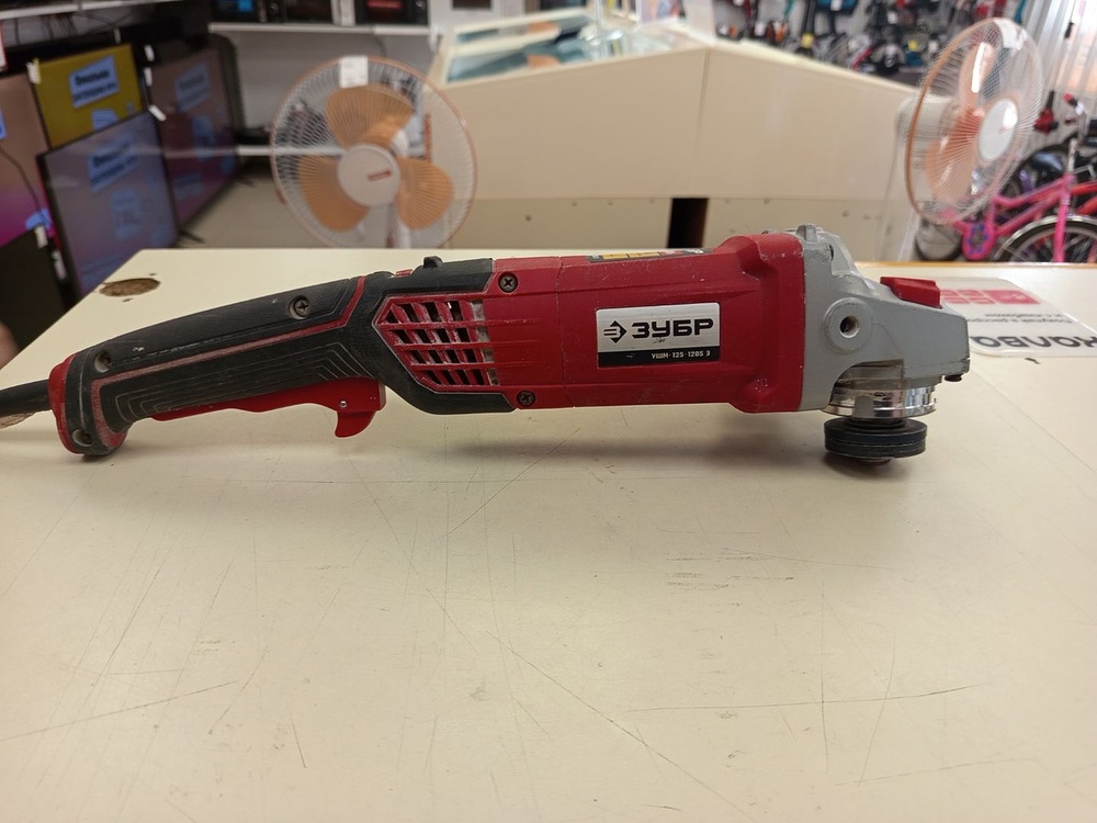 Угловая шлифмашина Зубр УШМ-125-1005