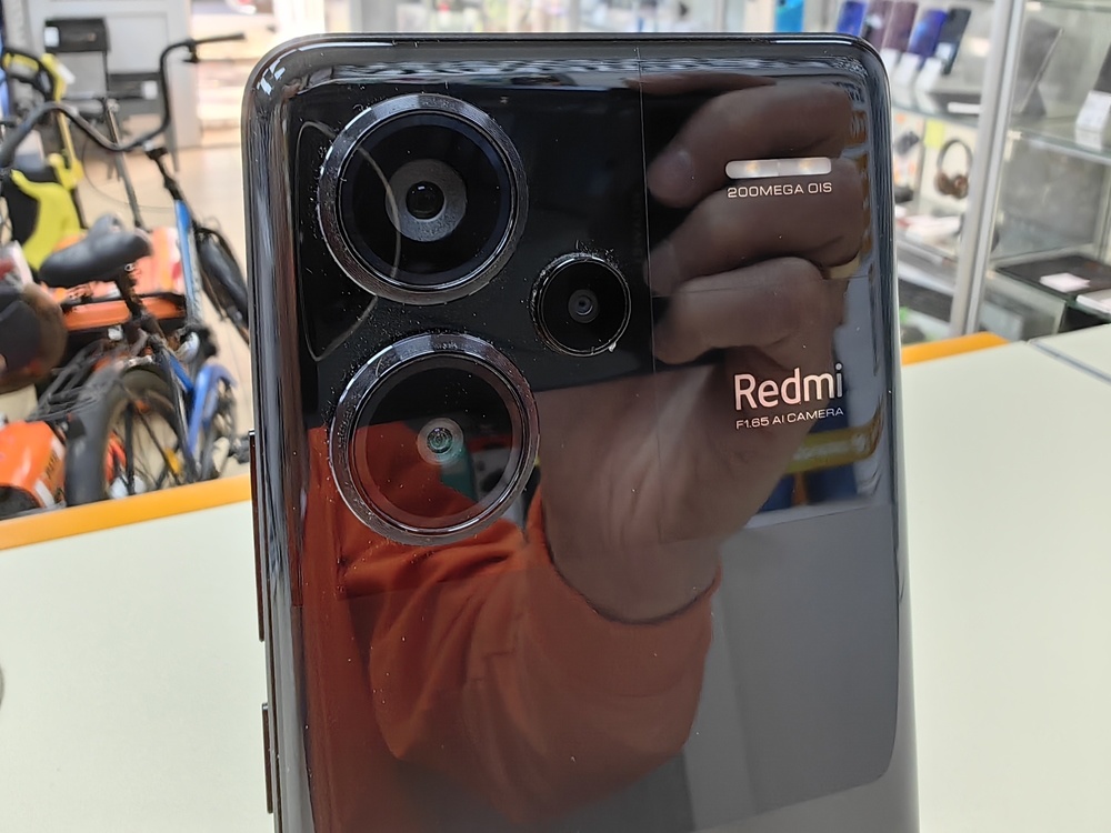 Смартфон Xiaomi Redmi Note 13 Pro+ 12/512