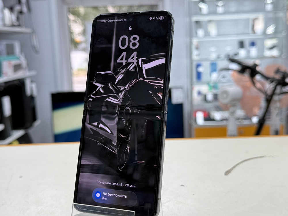 Смартфон Samsung Galaxy Z Flip 5 8/256