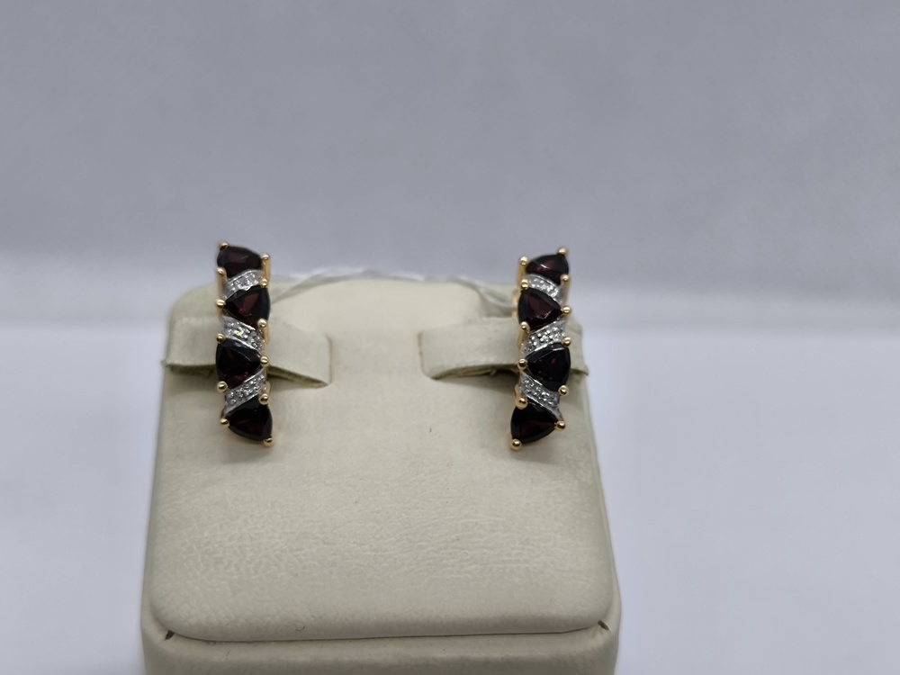 СКМИ585 СЕРЬГИ С КАМНЯМИ (Au 585)