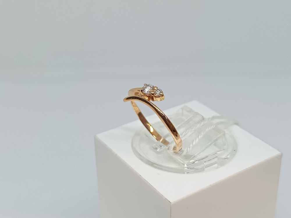 КОЛЬЦО С КАМНЯМИ (Au 585)