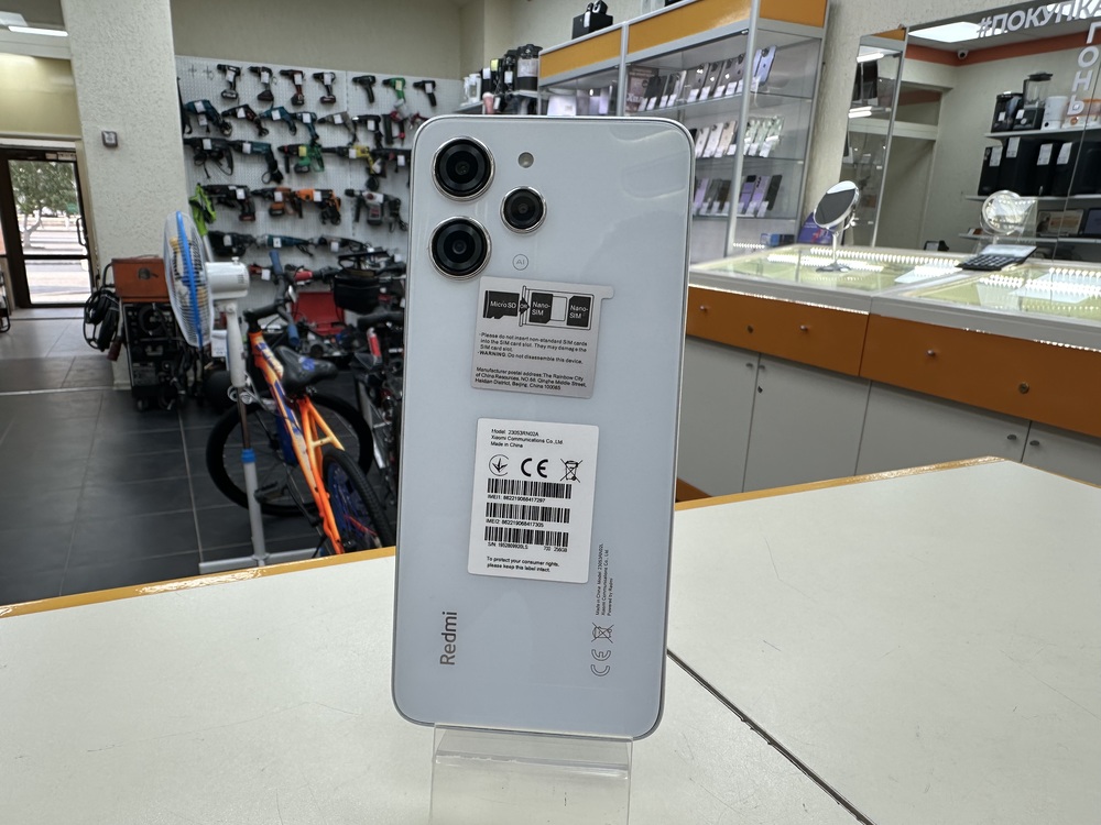 Смартфон Xiaomi Redmi 12 8/256
