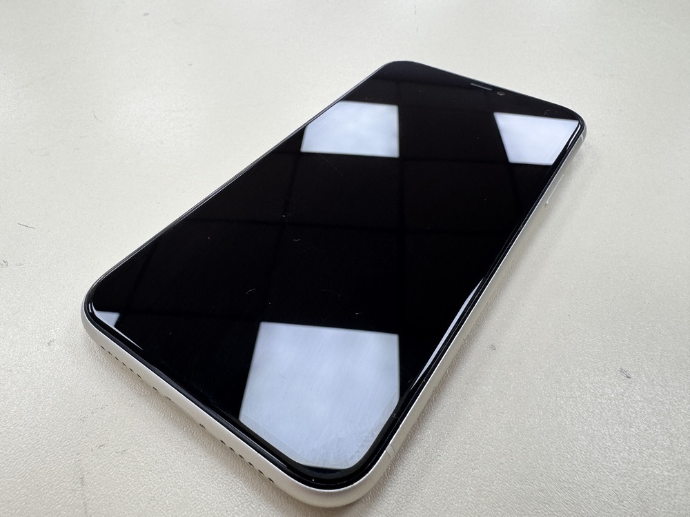 Смартфон Apple iPhone 11 64Gb