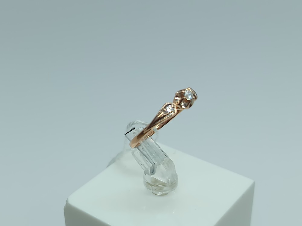 КОЛЬЦО С КАМНЯМИ (Au 585)