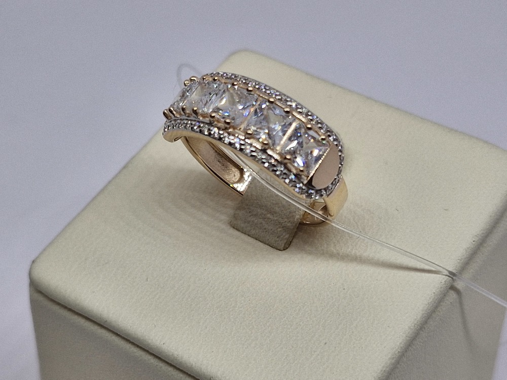 КОЛЬЦО С КАМНЯМИ (Au 585)