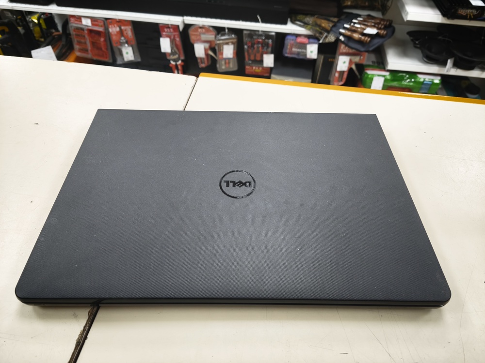 Ноутбук DELL; Celeron N3060, Intel UHD Graphics, 4 Гб, Нет, 500 Гб
