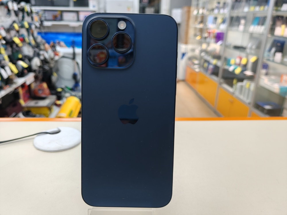 Смартфон Apple iPhone 15 Pro Max 512Gb
