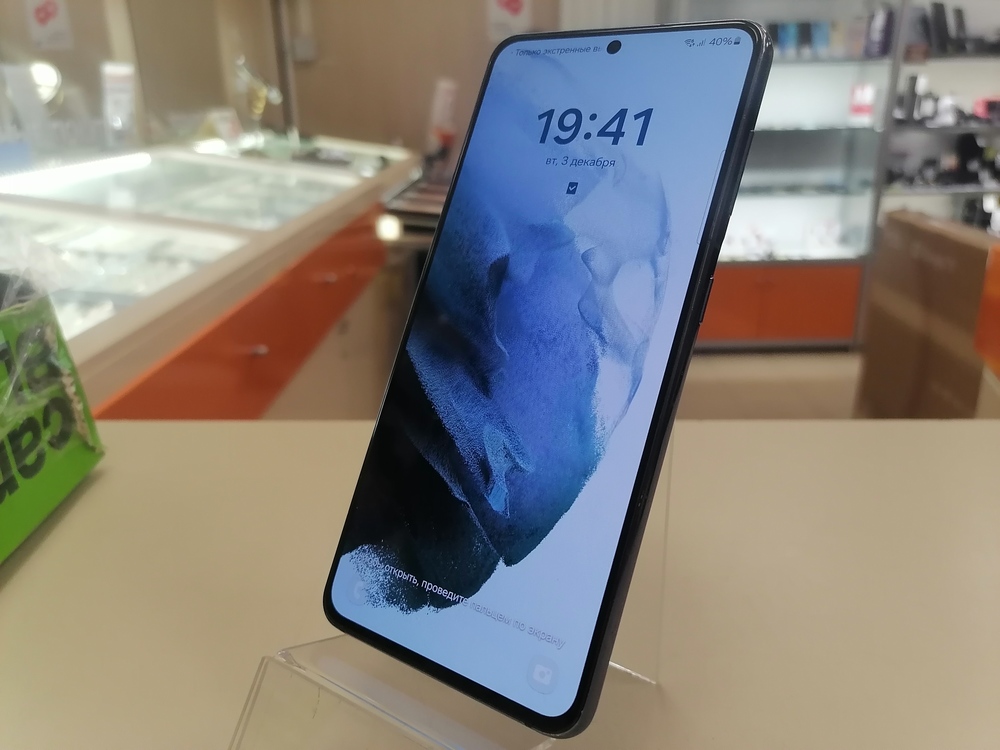 Смартфон Samsung Galaxy S21 5G 8/128