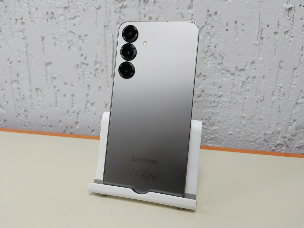 Смартфон Samsung Galaxy S25+ 12/256