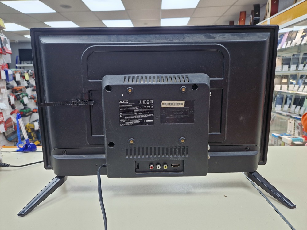 LED Телевизор HEC H22E06S