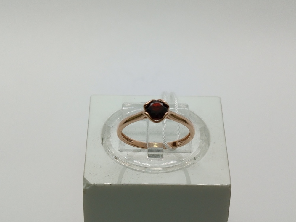 КОЛКМ585 КОЛЬЦО С КАМНЕМ (Au 585)