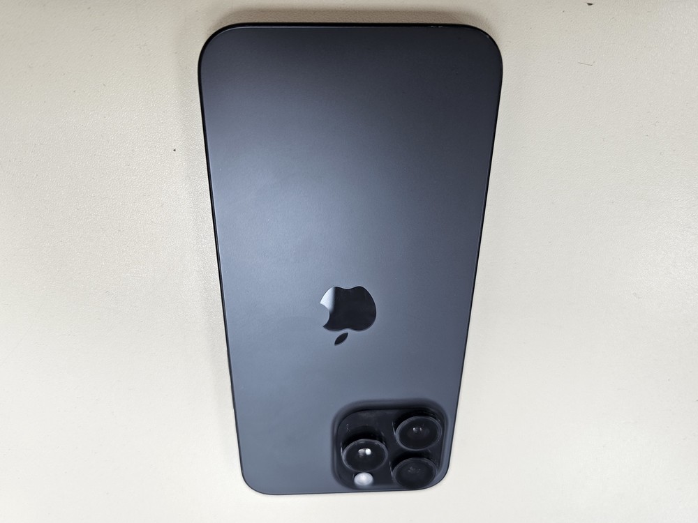 Смартфон Apple iPhone 15 Pro Max 512Gb