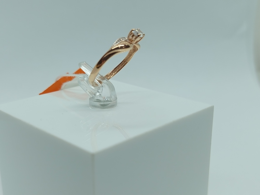 КОЛЬЦО С КАМНЯМИ (Au 585)