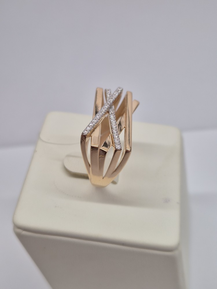 КОЛЬЦО С КАМНЯМИ (Au 585)