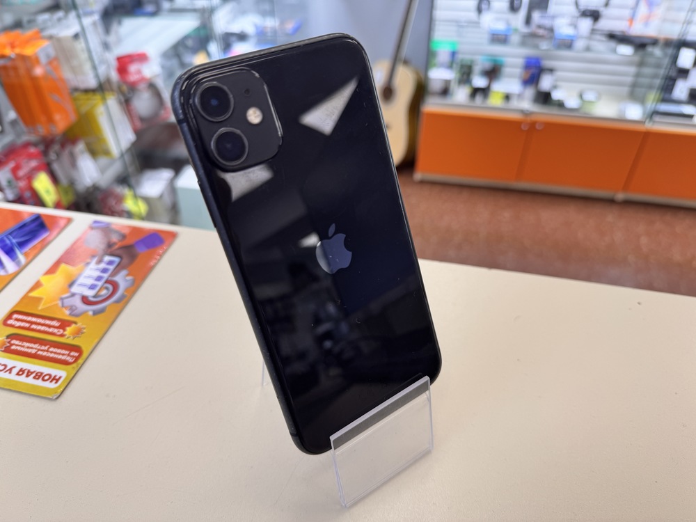 Смартфон Apple iPhone 11 64Gb