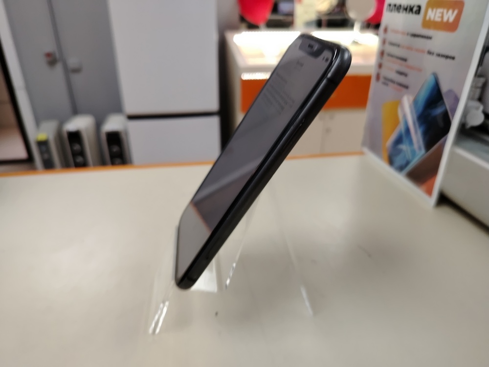 Смартфон Apple iPhone 11 128Gb