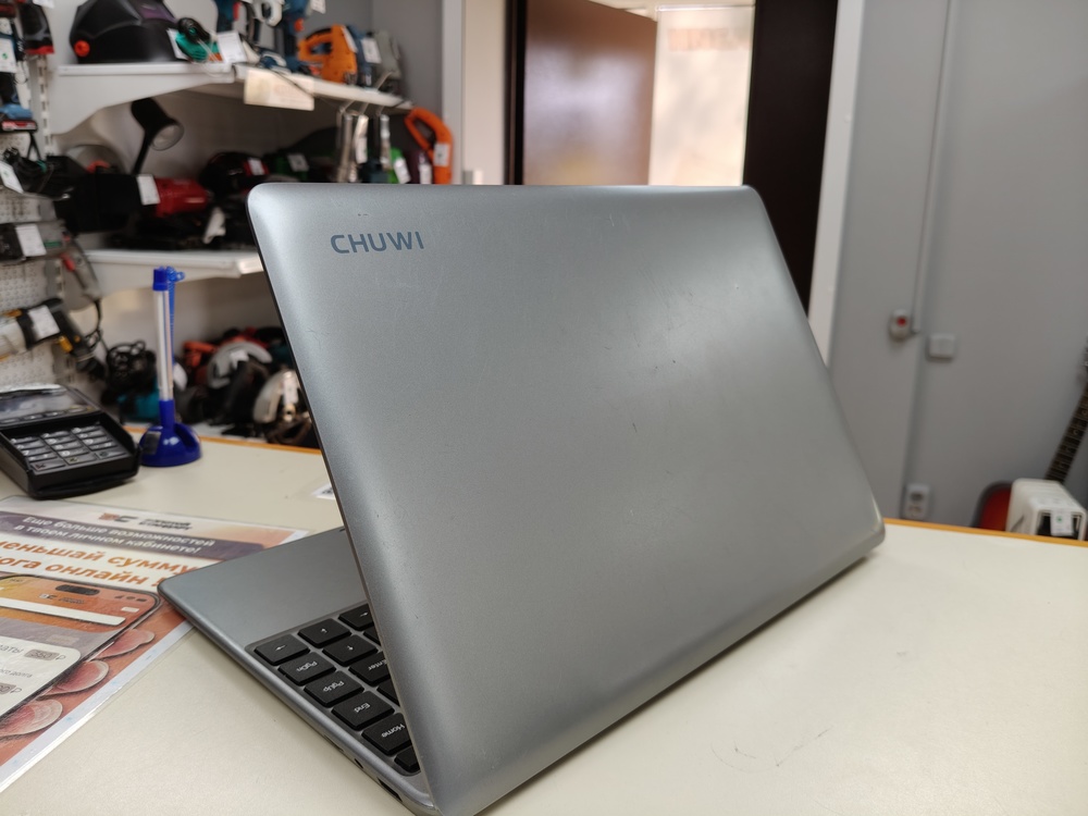 Ноутбук CHUWI; Celeron N4020, Intel UHD Graphics 600, 8 Гб, 240 Гб, Нет