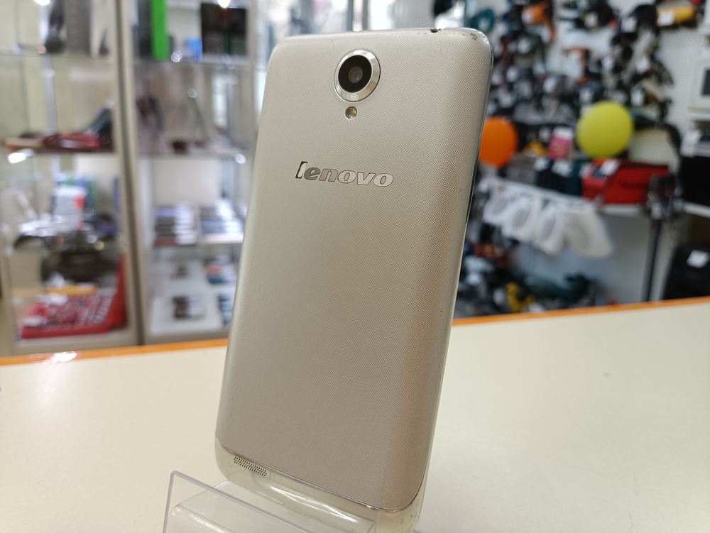 Смартфон Lenovo S650