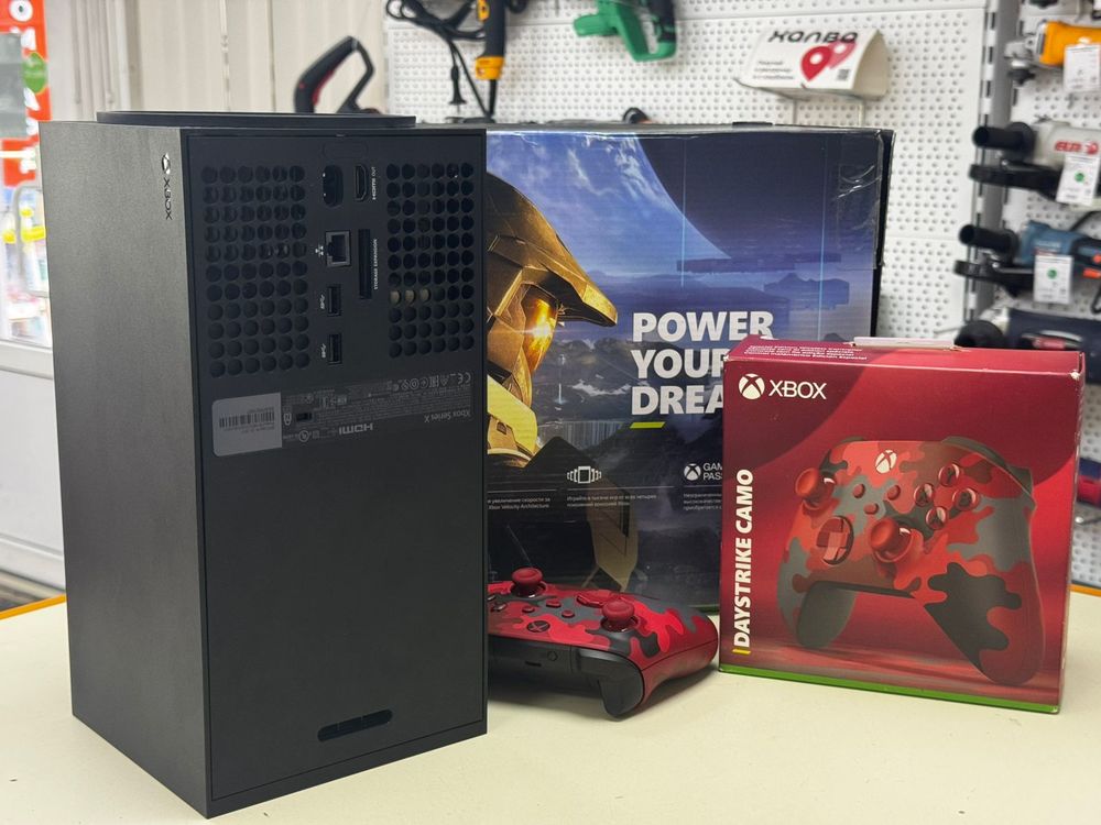 Игровая приставка Xbox Series X 1Tb
