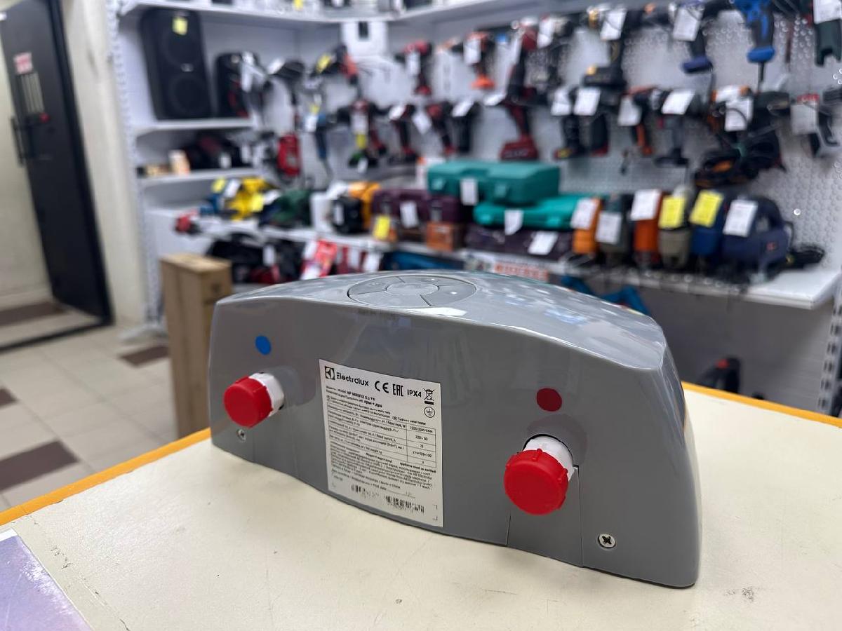 Водонагреватель Electrolux NP MINIFIX 5.5 TS