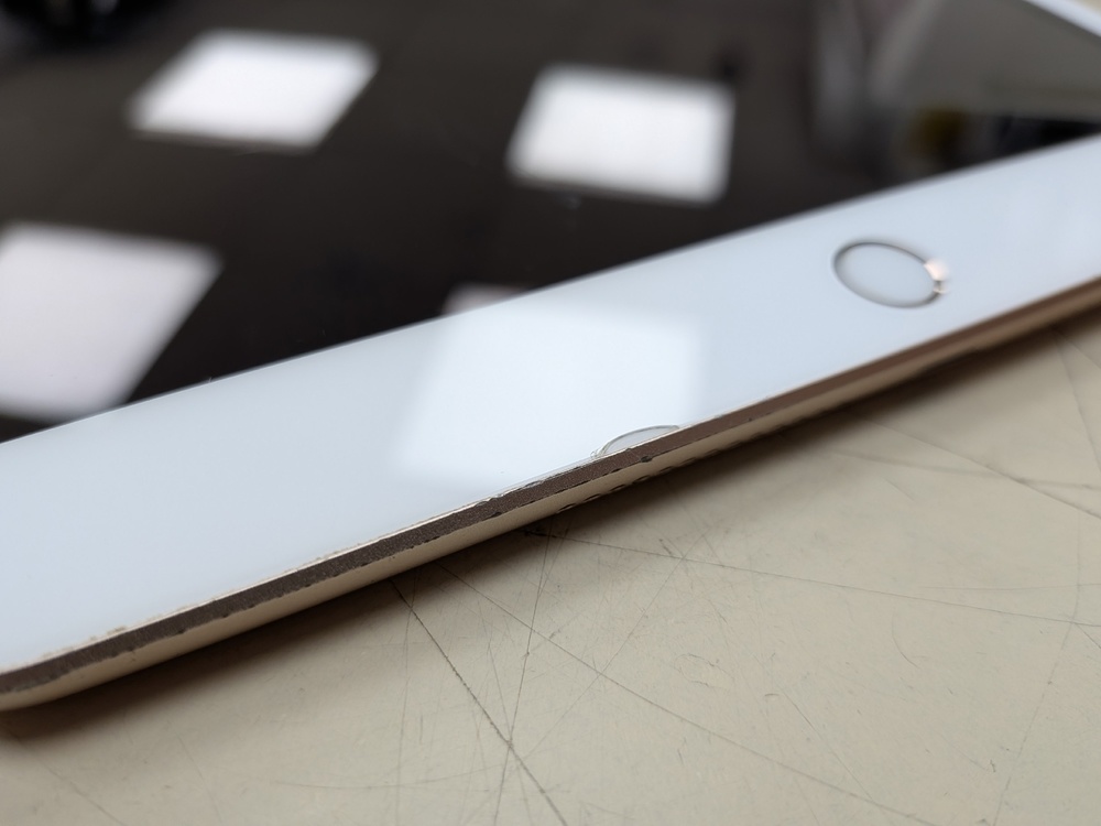 Планшет Apple IPad 7 128 ГБ A2197 (Wi-Fi)
