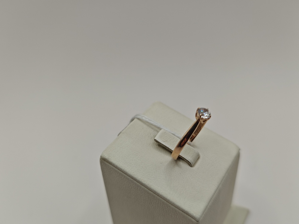 КОЛКМ585 КОЛЬЦО С КАМНЕМ (Au 585)