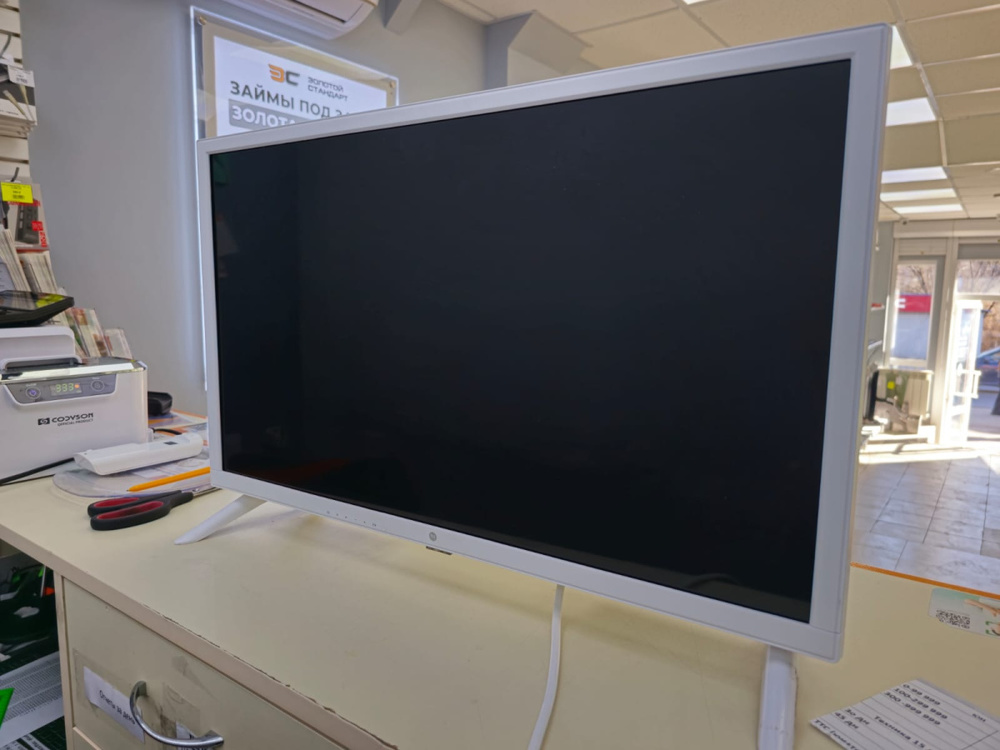 LED Телевизор HI VHIX-24H152MSY