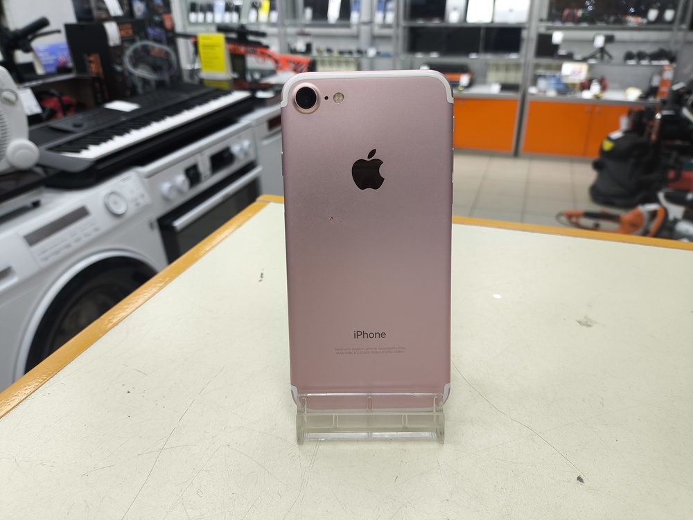 Смартфон Apple iPhone 7 32Gb