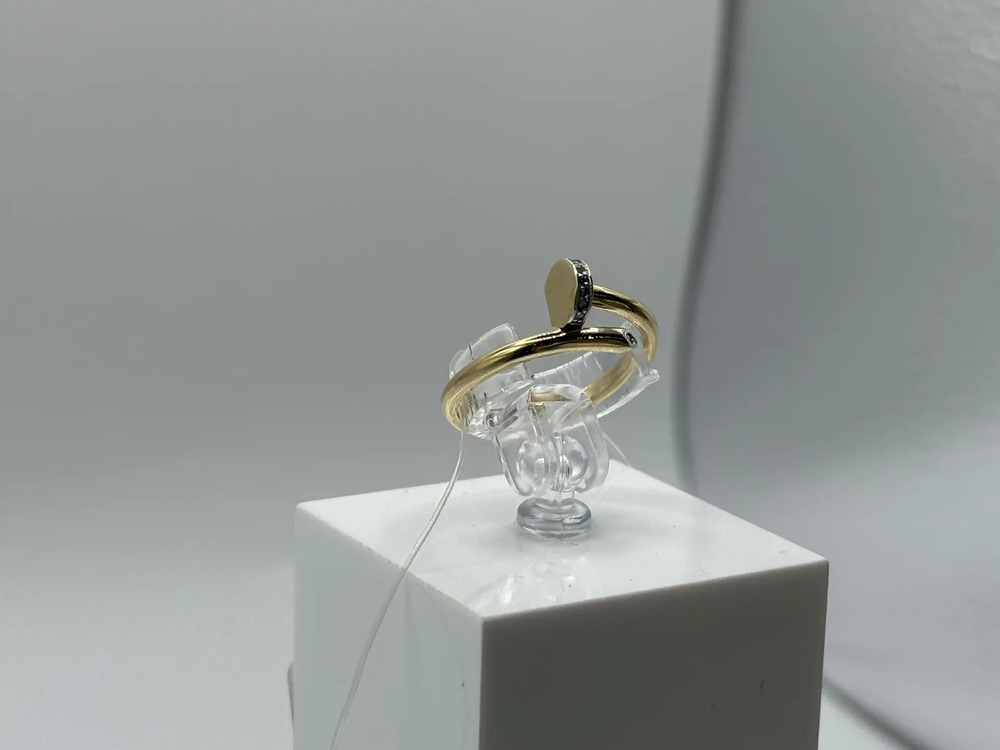 КОЛЬЦО С КАМНЯМИ (Au 585)