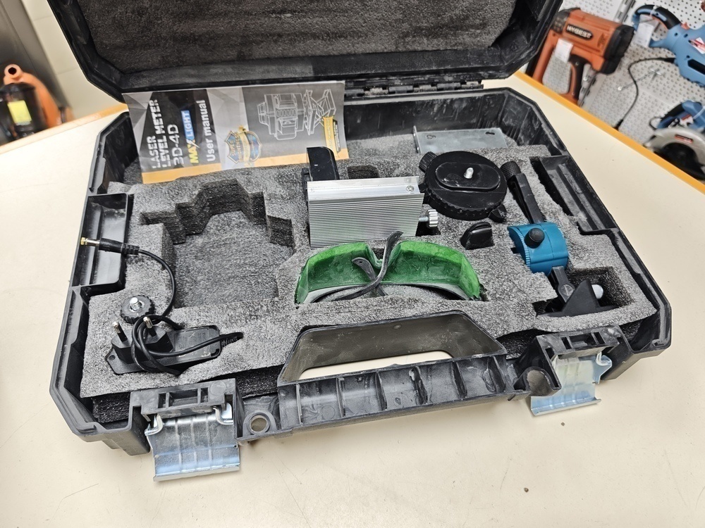 Нивелир Bosch PLT 2