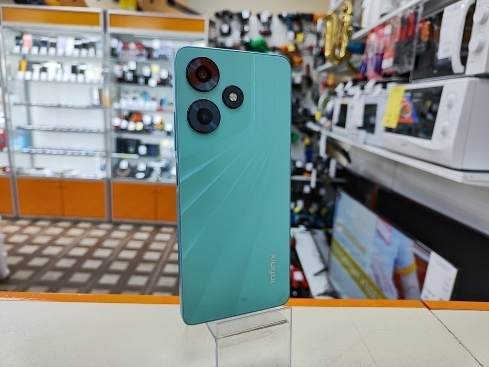 Смартфон Infinix HOT 30 4/128