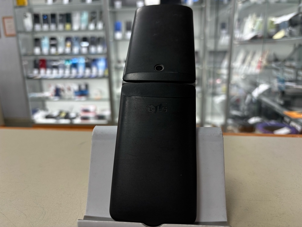 Мобильный телефон LG G360