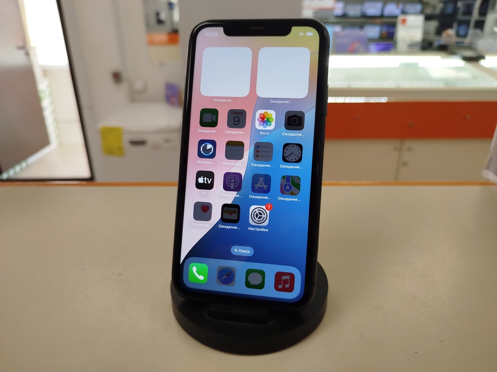 Смартфон Apple iPhone 11 128Gb