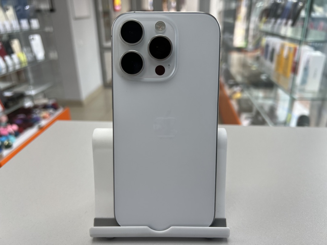 Смартфон Apple Iphone 16 Pro 128Gb