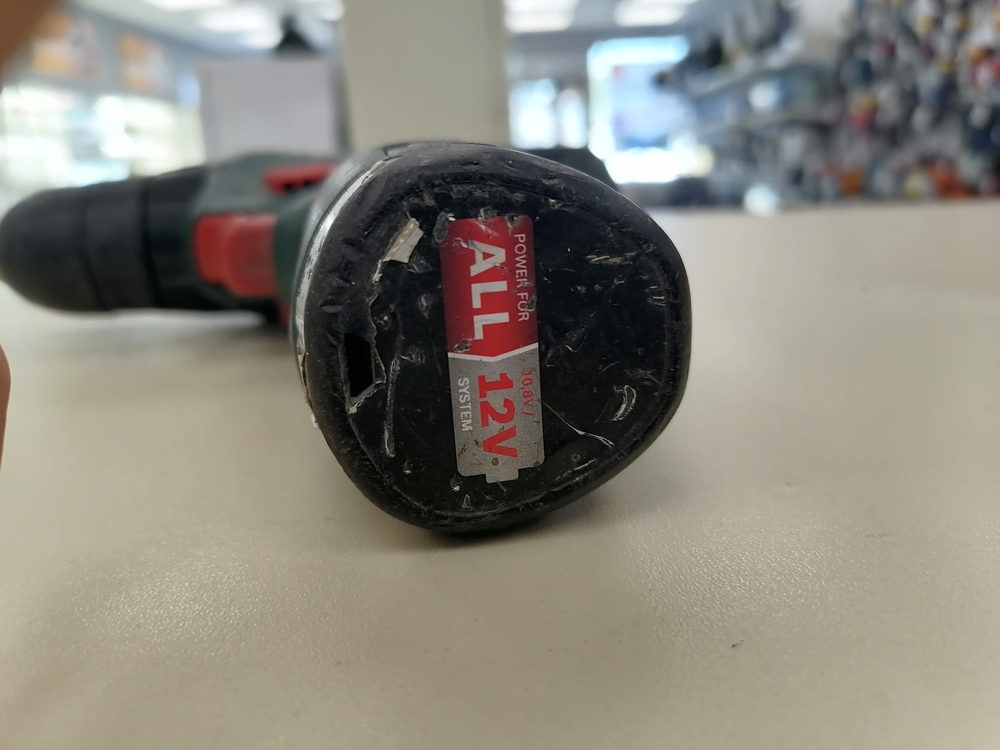 Шуруповерт Bosch GSB 120-LI