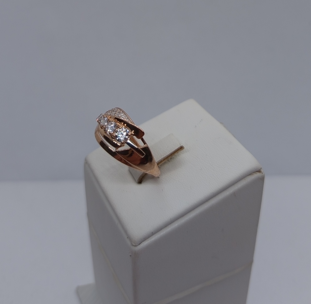 КОЛКМИ585 КОЛЬЦО С КАМНЯМИ (Au 585)